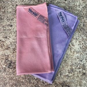 2 Norwex Window Cloths - 1 pink & 1 purple